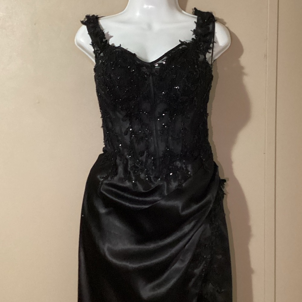 Sophisticated Black Leg Slit Sequin Prom Dress